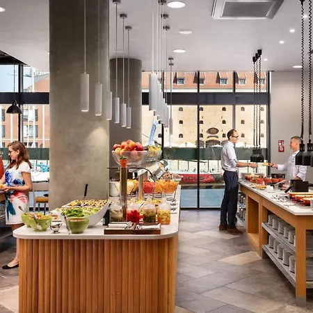 Flatbook - Center Granaria With Parking