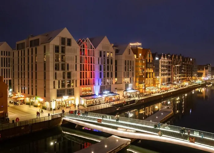 Flatbook - Center Granaria With Parking 아파트